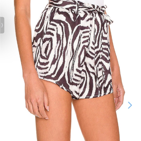 Superdown Nora Short size XS - Picture 2 of 6